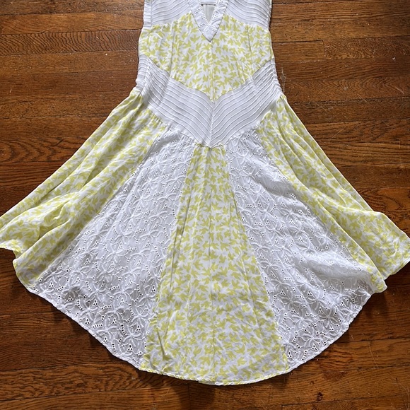 ANTHROPOLOGIE LEIFNOTES Yellow Bird Print Midi Patchwork Eyelet Lace Boho Dress - Picture 9 of 13